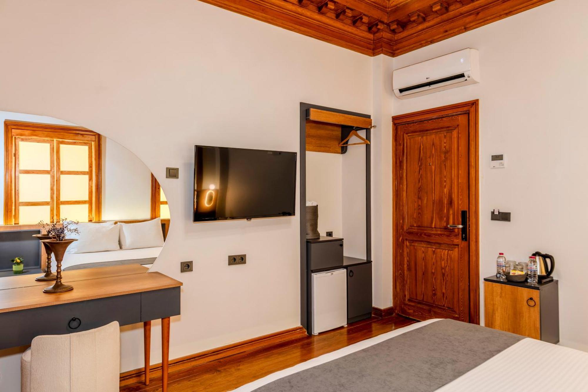Elmira Pera Hotel & Spa - Special Class イスタンブール エクステリア 写真