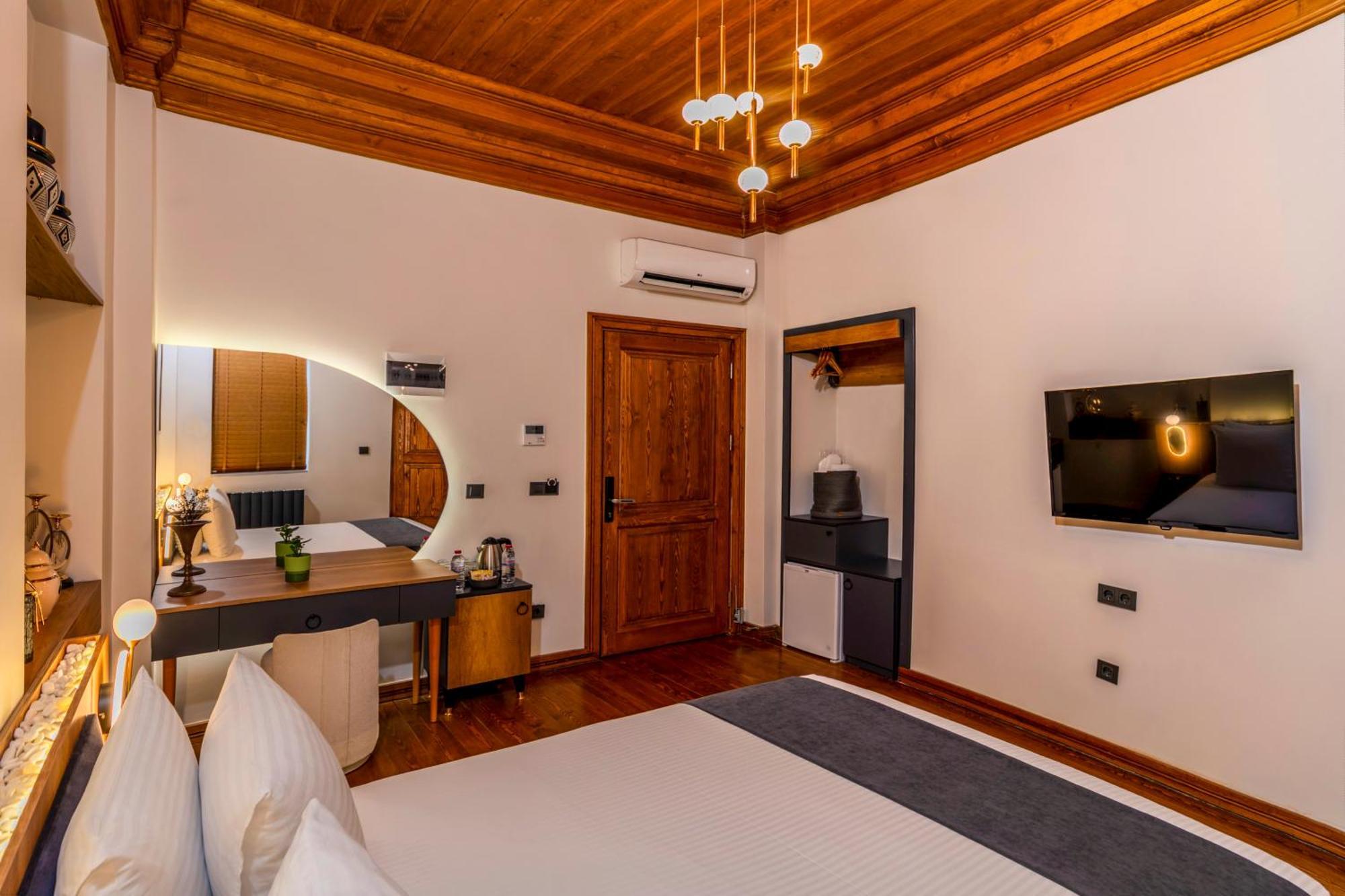 Elmira Pera Hotel & Spa - Special Class イスタンブール エクステリア 写真
