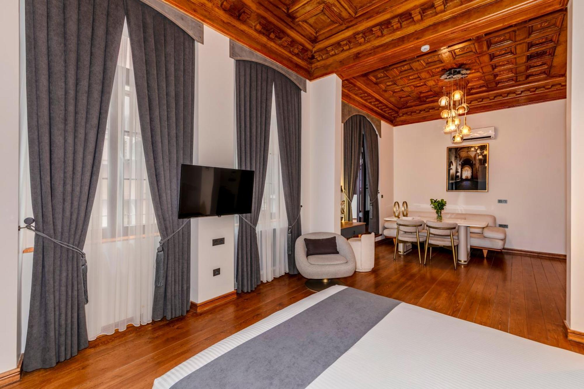 Elmira Pera Hotel & Spa - Special Class イスタンブール エクステリア 写真
